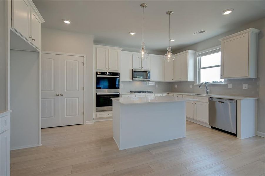 Image 34 of a home in Cooper Park.