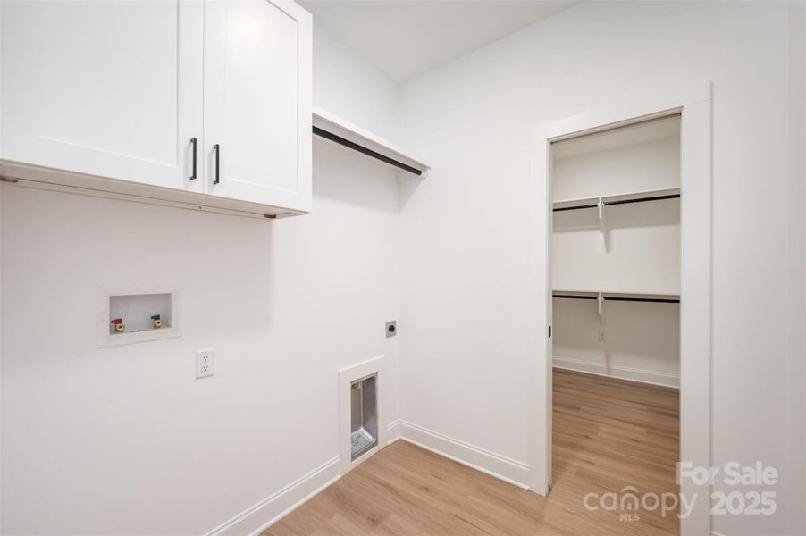 Spacious, unfurnished interior of a new home in , Charlotte (Image 21).