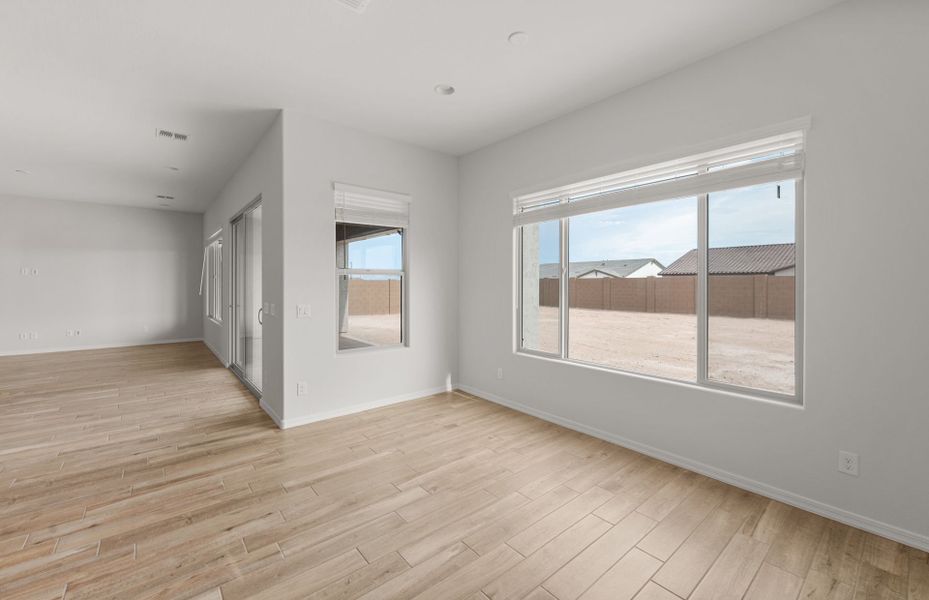 Spacious, unfurnished interior of a new home in Sun City Anthem at Merrill Ranch, Florence (Image 23). Spacious, unfurnished interior of a new home in Sun City Anthem at Merrill Ranch, Florence (Image 23).