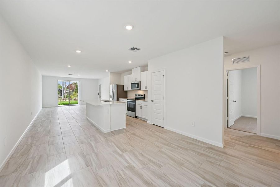 14410 SW NEW DAWN ROAD FL (6)