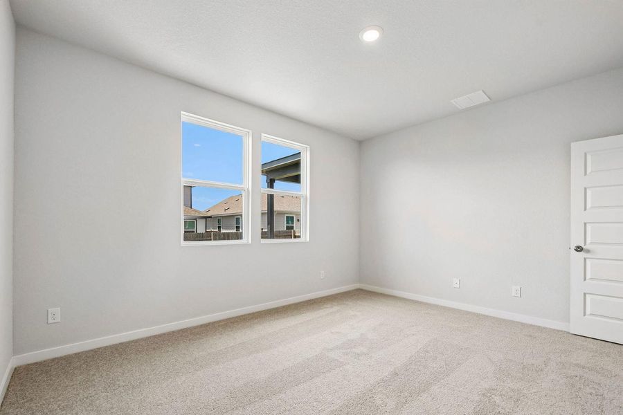 Spacious, unfurnished interior of a new home in Eastwood at Sonterra, Jarrell (Image 32). Spacious, unfurnished interior of a new home in Eastwood at Sonterra, Jarrell (Image 32).