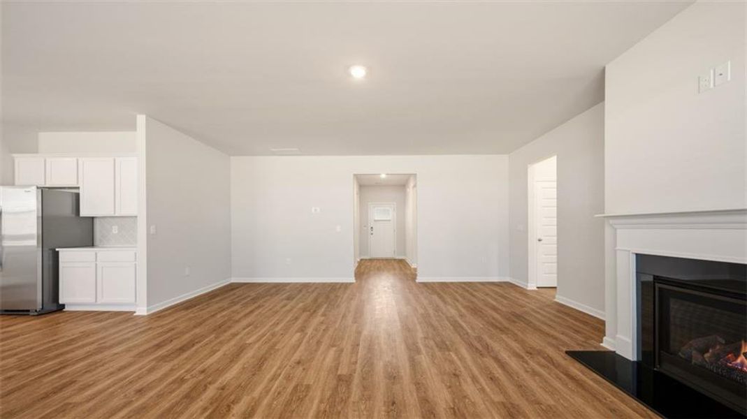Spacious, unfurnished interior of a new home in Kingston Ranch at Lake Oconee, Buckhead (Image 24).