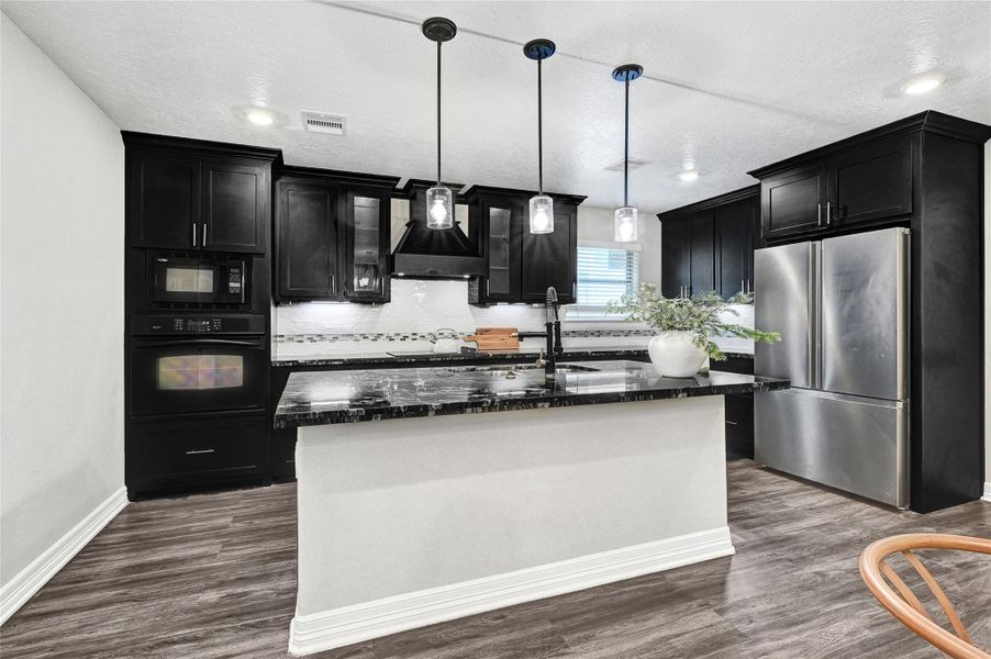 Furnished interior view inside a new home in , League City (Image 13). Furnished interior view inside a new home in , League City (Image 13).