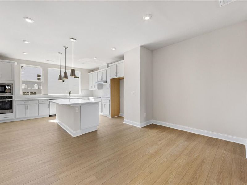 Spacious, unfurnished interior of a new home in Archer Row, Charlotte (Image 30).