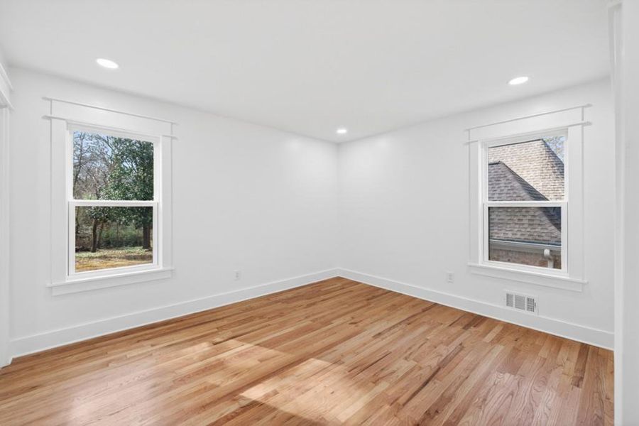 Spacious, unfurnished interior of a new home in , Norcross (Image 52).