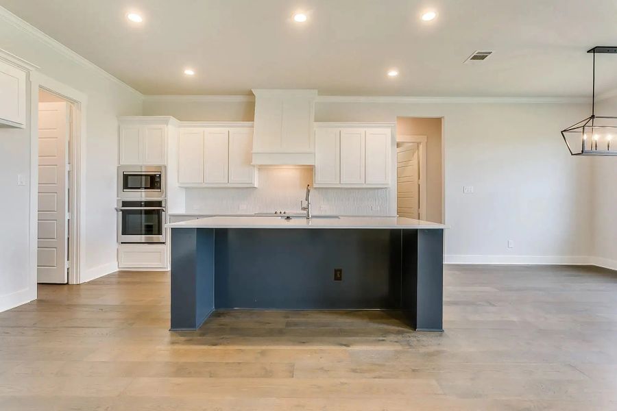 Representative furnished interior of a home built from the The Macy by Elmwood Custom Homes in Tuscan Estates, Waxahachie (Image 21). Representative furnished interior of a home built from the The Macy by Elmwood Custom Homes in Tuscan Estates, Waxahachie (Image 21).