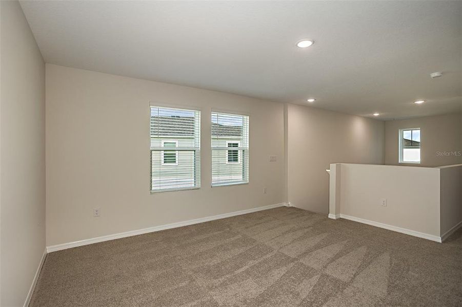 Spacious, unfurnished interior of a new home in Davis Landing, Wimauma (Image 14).