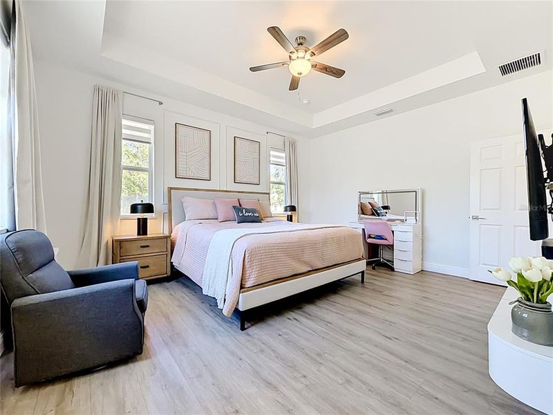 Furnished interior view inside a new home in , Dunnellon (Image 38).