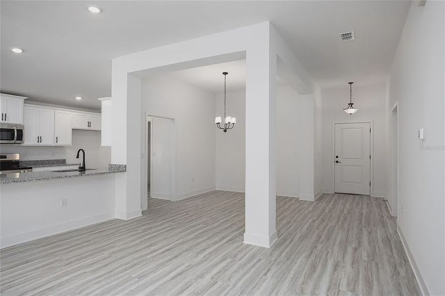 Spacious, unfurnished interior of a new home in Country Way South, Newberry (Image 17).
