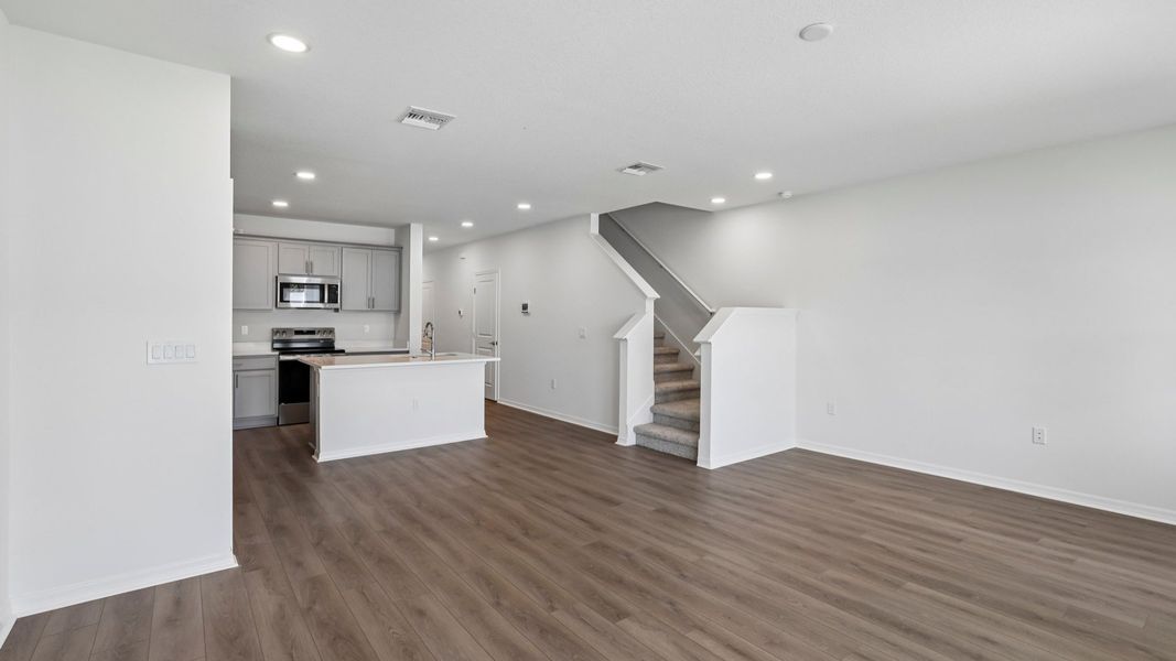 Furnished interior view inside a new home in Twin Oaks, Zephyrhills (Image 13).