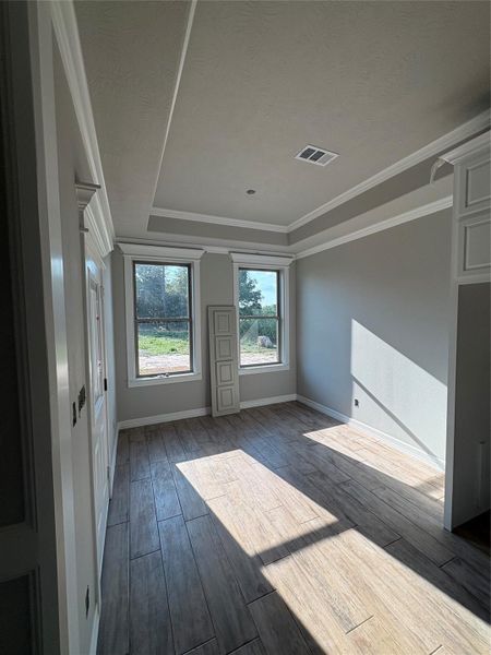 Image 10 of a home in .