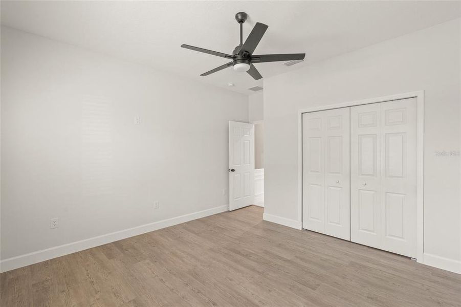 Spacious, unfurnished interior of a new home in , North Port (Image 20).