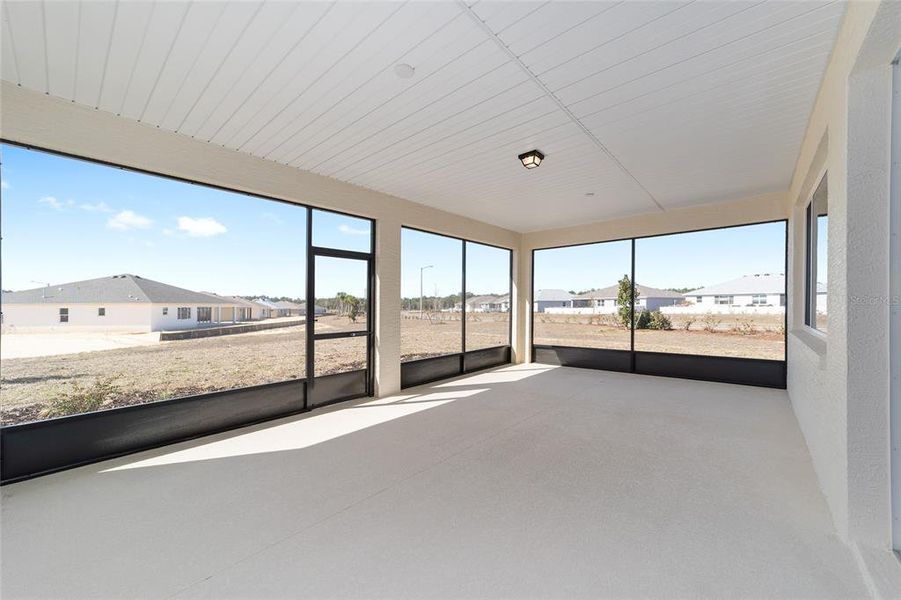 Exterior details and patio area of a home in , Ocala (Image 26).