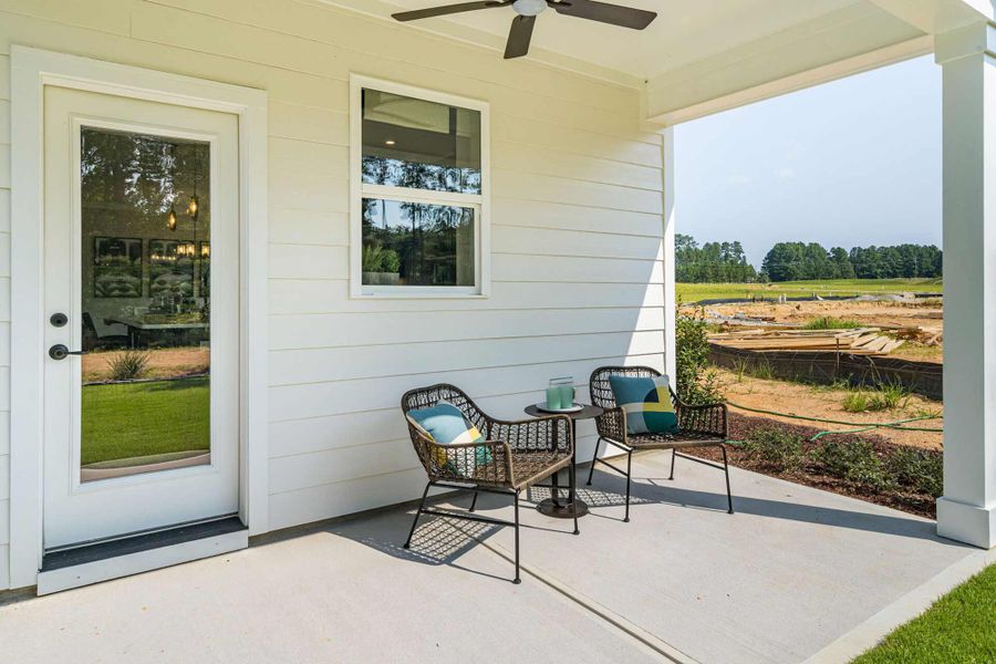 The Moorefield - Covered Porch