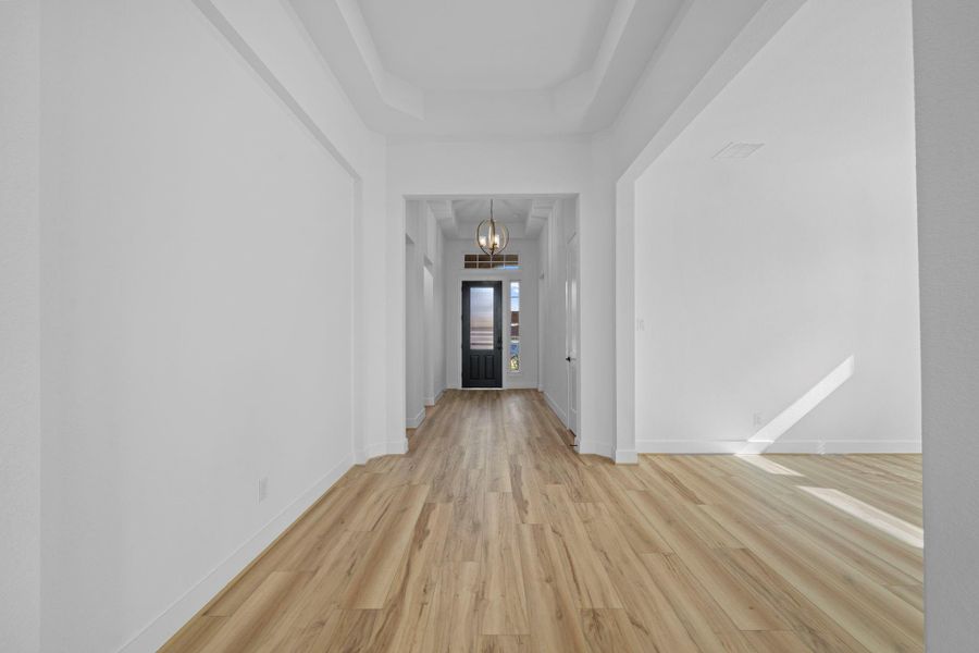 Spacious, unfurnished interior of a new home in Artavia, Conroe (Image 14).