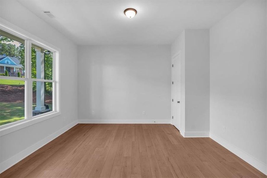 Spacious, unfurnished interior of a new home in , Rome (Image 30).