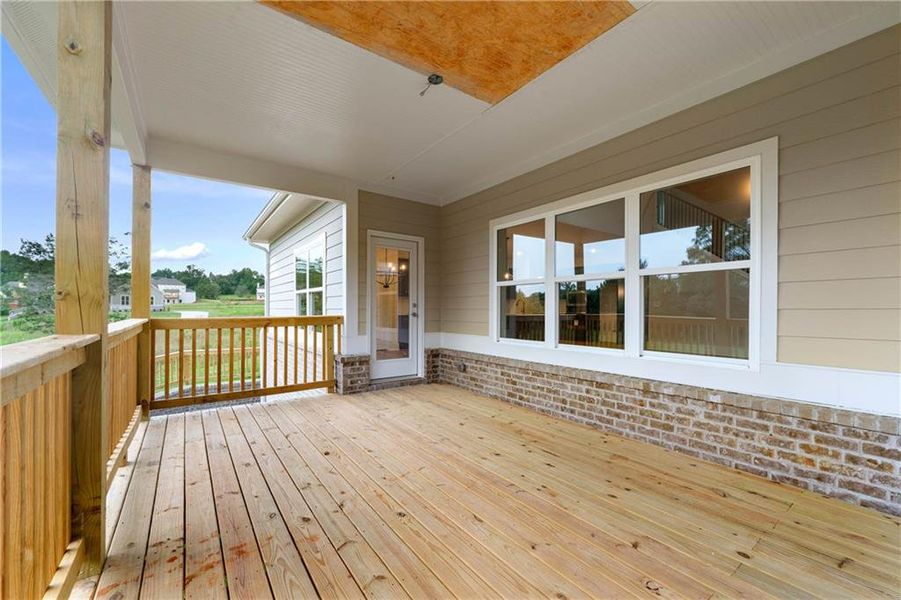 Exterior details and patio area of a home in Steeplechase, Hoschton (Image 3).