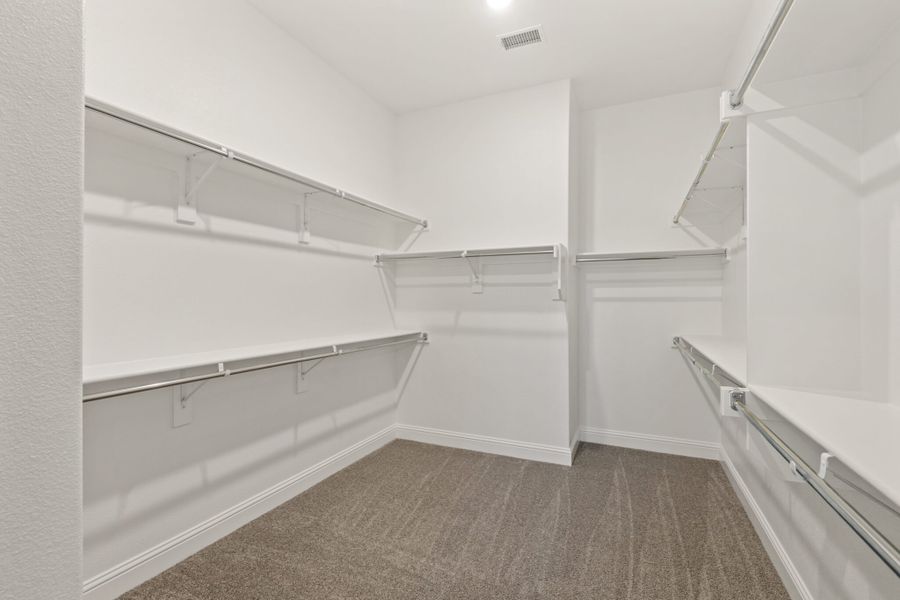 Spacious, unfurnished interior of a new home in Lake Breeze, Lavon (Image 38). Spacious, unfurnished interior of a new home in Lake Breeze, Lavon (Image 38).