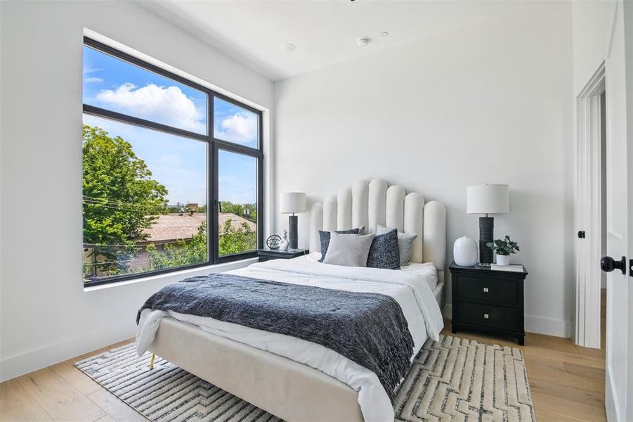 Furnished interior view inside a new home in , Dallas (Image 14).