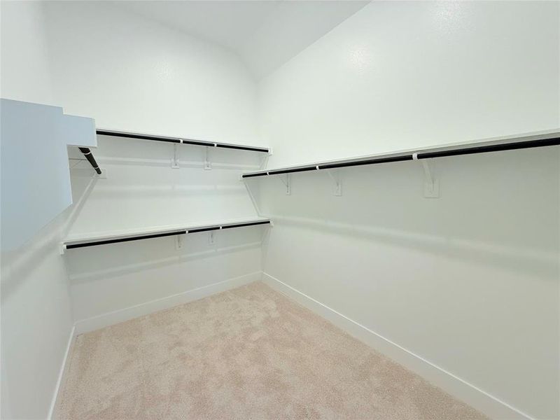 Spacious, unfurnished interior of a new home in Polo Ridge, Forney (Image 18).