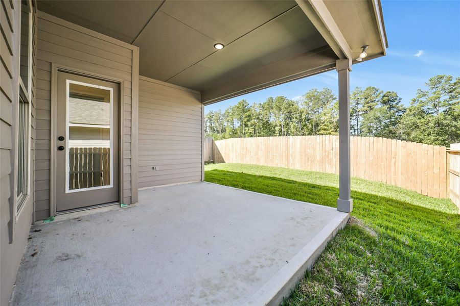 Exterior details and patio area of a home in Mostyn Springs, Magnolia (Image 18). Exterior details and patio area of a home in Mostyn Springs, Magnolia (Image 18).