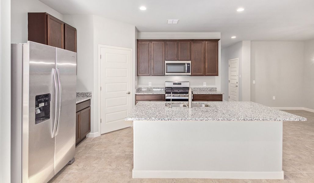 Furnished interior view inside a new home in Sycamore Vista, Vail (Image 12).