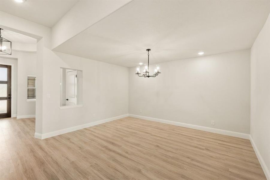 Spacious, unfurnished interior of a new home in Stone River Glen 60s, Royse City (Image 26). Spacious, unfurnished interior of a new home in Stone River Glen 60s, Royse City (Image 26).