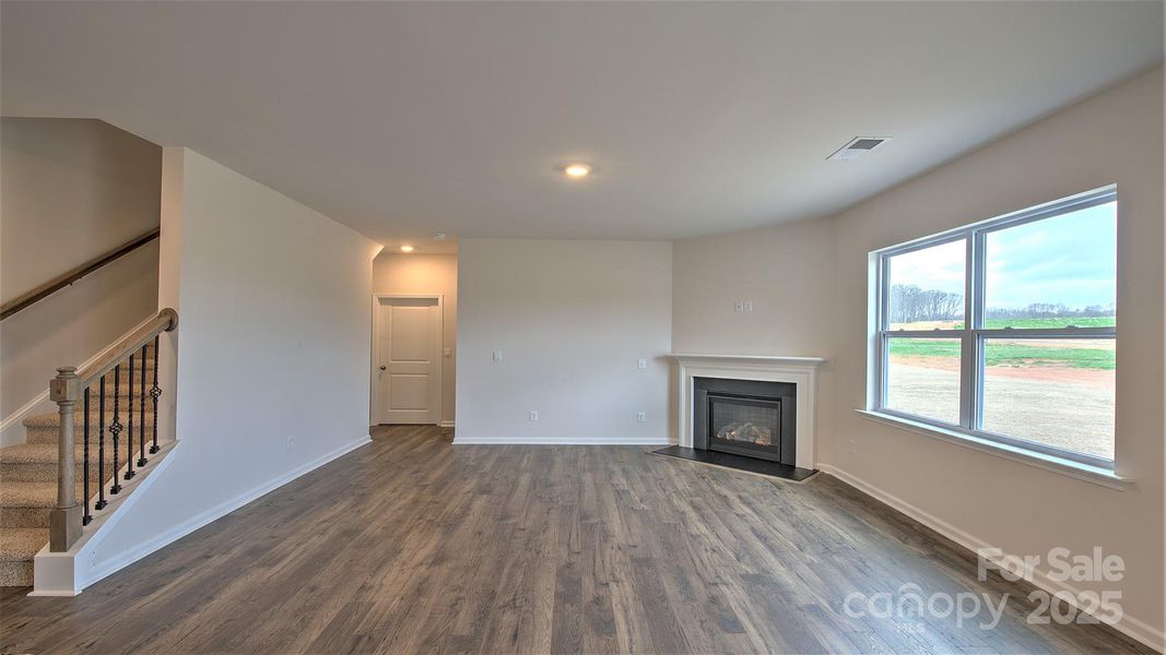 Photos are representative