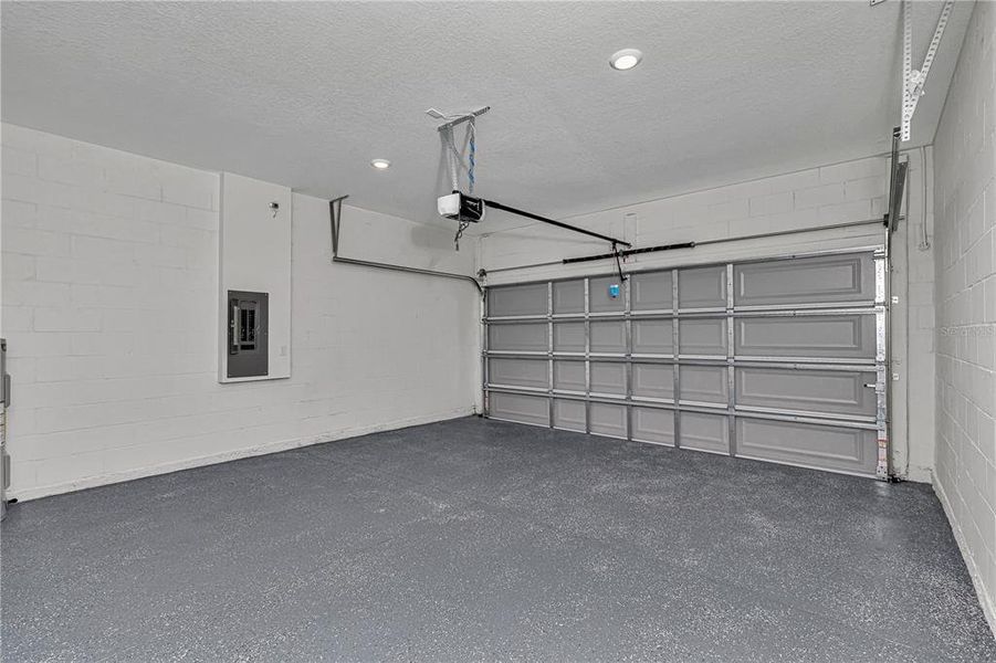 Spacious, unfurnished interior of a new home in , Citrus Springs (Image 36). Spacious, unfurnished interior of a new home in , Citrus Springs (Image 36).