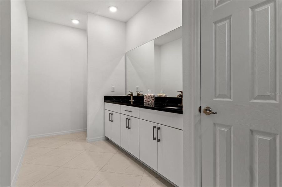 Furnished interior view inside a new home in , Ocala (Image 16).