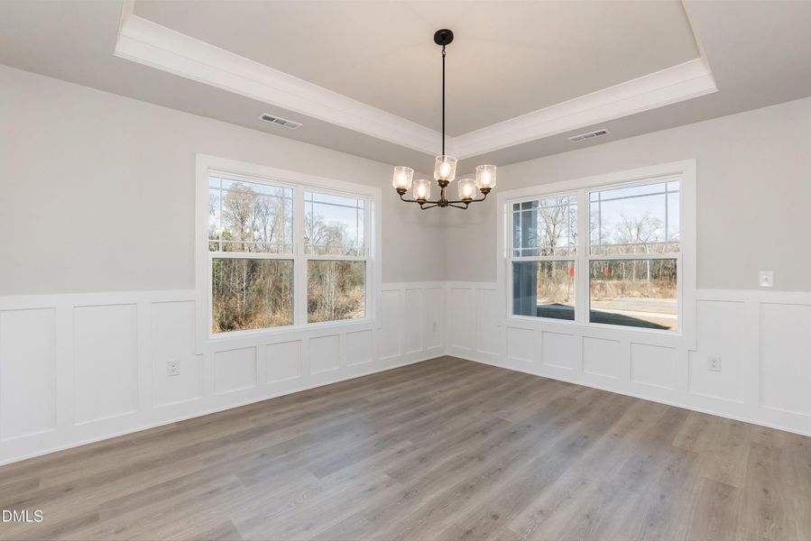 Spacious, unfurnished interior of a new home in Charlotte's Ridge, Middlesex (Image 18).
