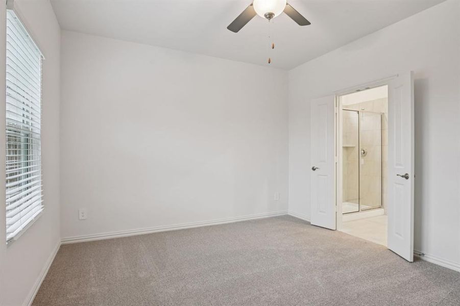 Photo is not of the actual home, but is an inspirational photo of builder’s model home and may depict options, furnishings, and/or decorator features that are not included.