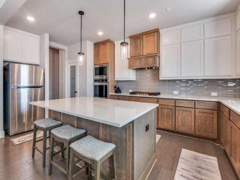 Furnished interior view inside a new home in Oaks of North Grove, Waxahachie (Image 8).