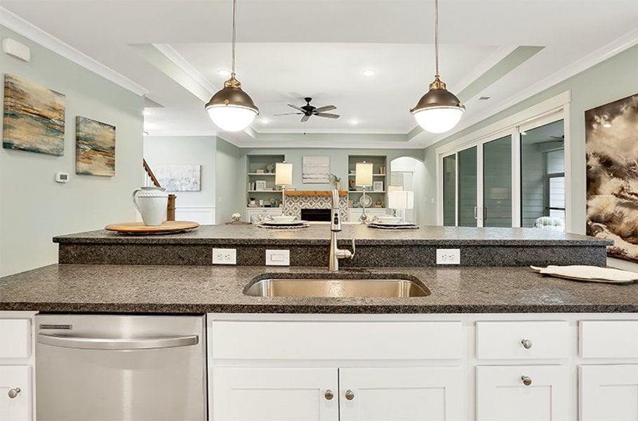 Cooper's Bay, Kitchen