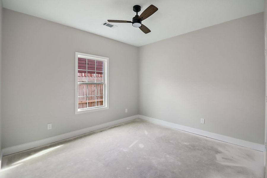 Spacious, unfurnished interior of a new home in , Crosby (Image 26).