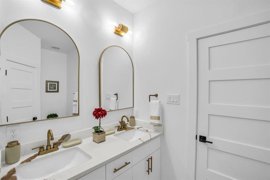 Furnished interior view inside a new home in , Gun Barrel City (Image 18).