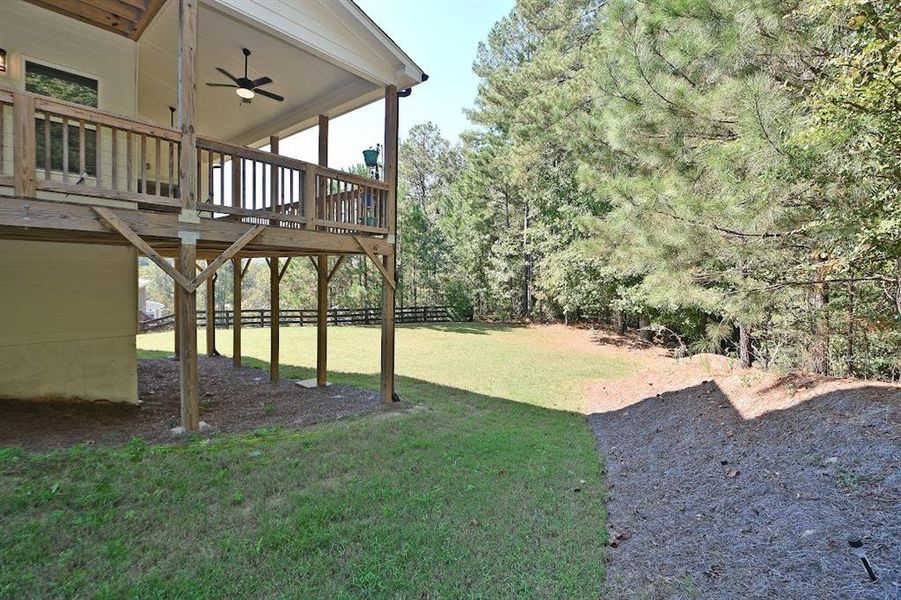 Exterior details and patio area of a home in , Dallas (Image 33).
