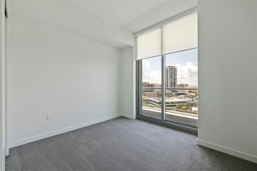 Spacious, unfurnished interior of a new home in , St. Petersburg (Image 64). Spacious, unfurnished interior of a new home in , St. Petersburg (Image 64).