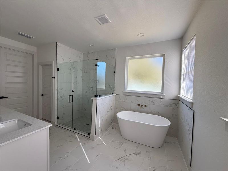 Image 10 of a home in .