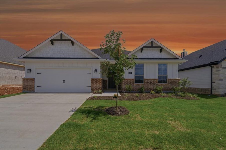 Contemporary single-story residence with a two-car garage Contemporary single-story residence with a two-car garage