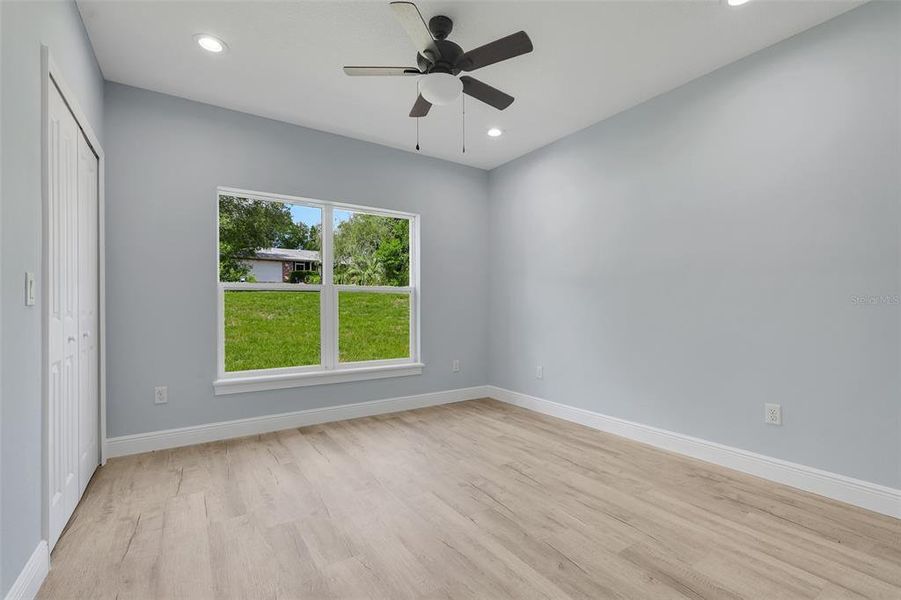 Spacious, unfurnished interior of a new home in , Deltona (Image 18).