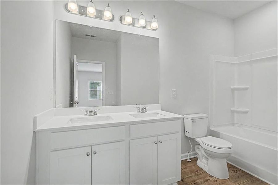 Furnished interior view inside a new home in , Grayson (Image 11).