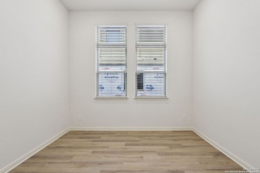 Spacious, unfurnished interior of a new home in Fox Falls, Boerne (Image 41).