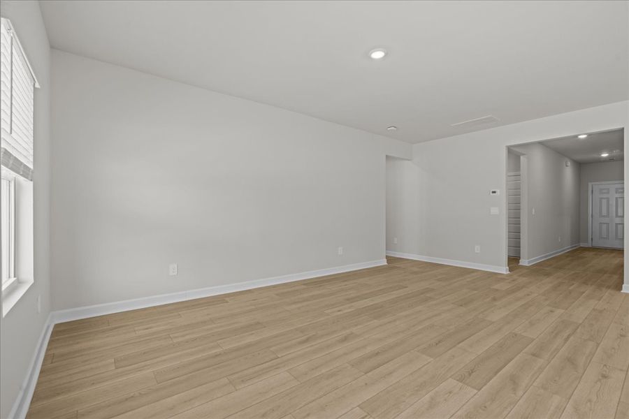 Spacious, unfurnished interior of a new home in Creek Ridge - Signature Collection, Spartanburg (Image 17). Spacious, unfurnished interior of a new home in Creek Ridge - Signature Collection, Spartanburg (Image 17).