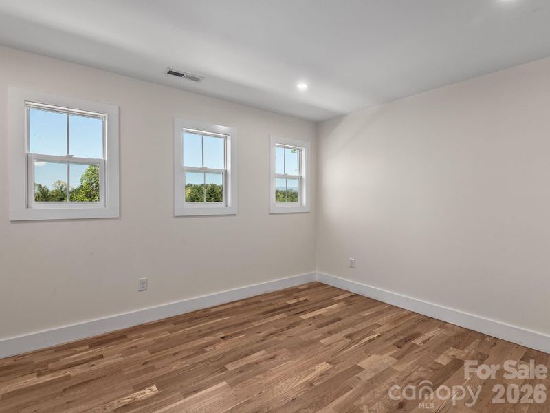 Spacious, unfurnished interior of a new home in , Weaverville (Image 29).