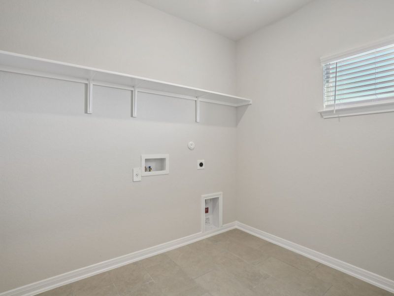 Spacious, unfurnished interior of a new home in Sagebrooke - Premier Series, San Antonio (Image 19). Spacious, unfurnished interior of a new home in Sagebrooke - Premier Series, San Antonio (Image 19).