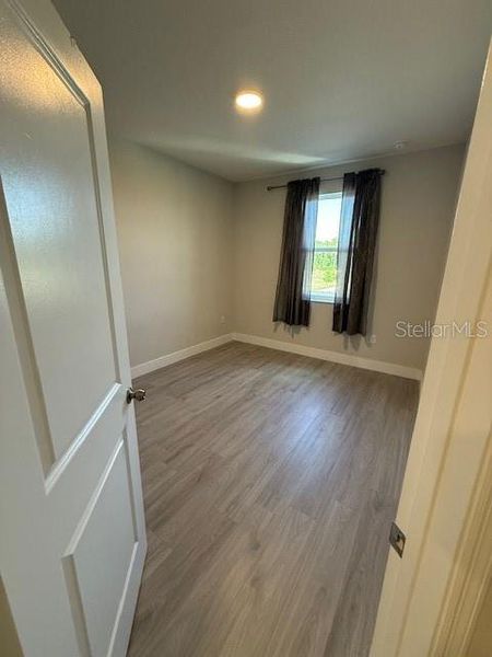 Spacious, unfurnished interior of a new home in , Winter Garden (Image 84).