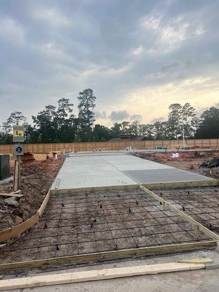 Every foundation at DWH is engineered and it’s inspected three times! We do not do “batch” testing. Rest easy knowing your foundation comes with a 10 year warranty. Every foundation at DWH is engineered and it’s inspected three times! We do not do “batch” testing. Rest easy knowing your foundation comes with a 10 year warranty.