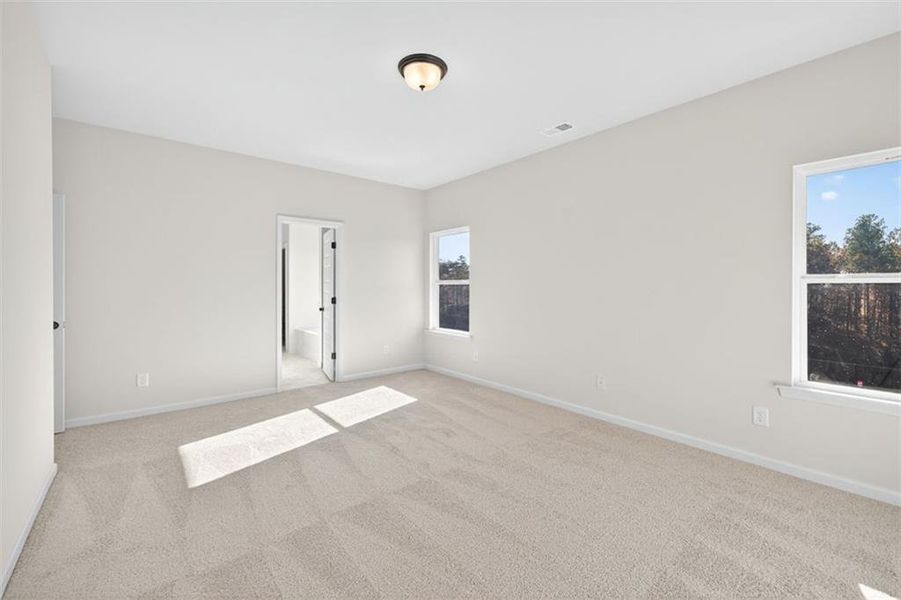 Spacious, unfurnished interior of a new home in Kingston Park, Kingston (Image 20).