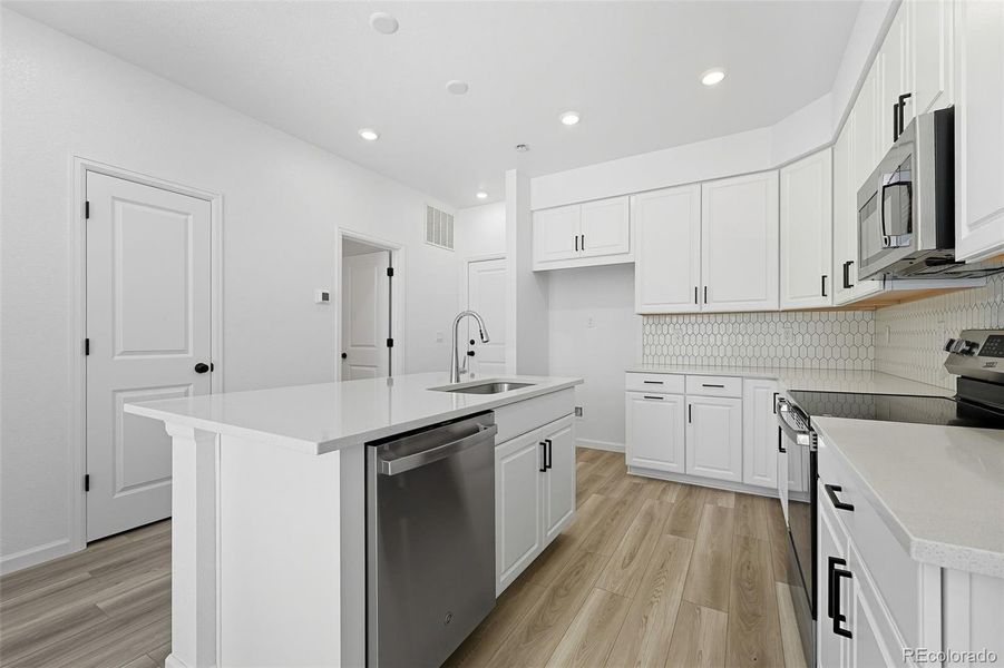 17145 W 91st Lane ~ Ready Now 17145 W 91st Lane ~ Ready Now